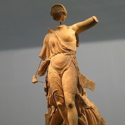 Olympia, Temple of Zeus, Statue of Nike (by Paionius)