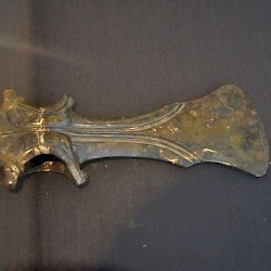 Bishapur, Axe