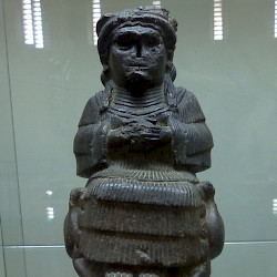 Ur, Statuette of a goddess