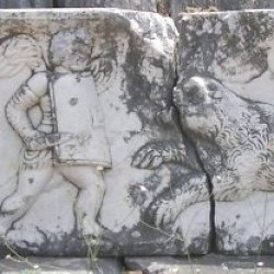 Theater decoration: erotes fighting animals