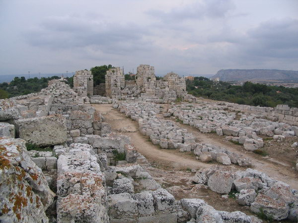Syracuse, Euryalus, Battery
