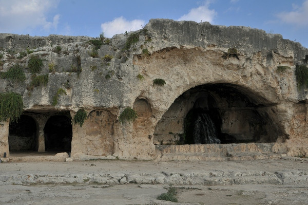 Syracuse, Theater, Nymphaeum