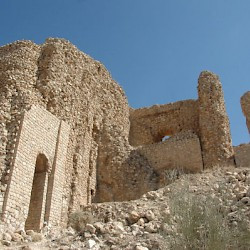 Firuzabad, Qalah-e Dokhtar, entrance
