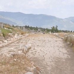Xanthus, Colonnaded Street