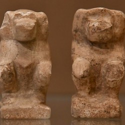 Byblos, Statuettes of baboons