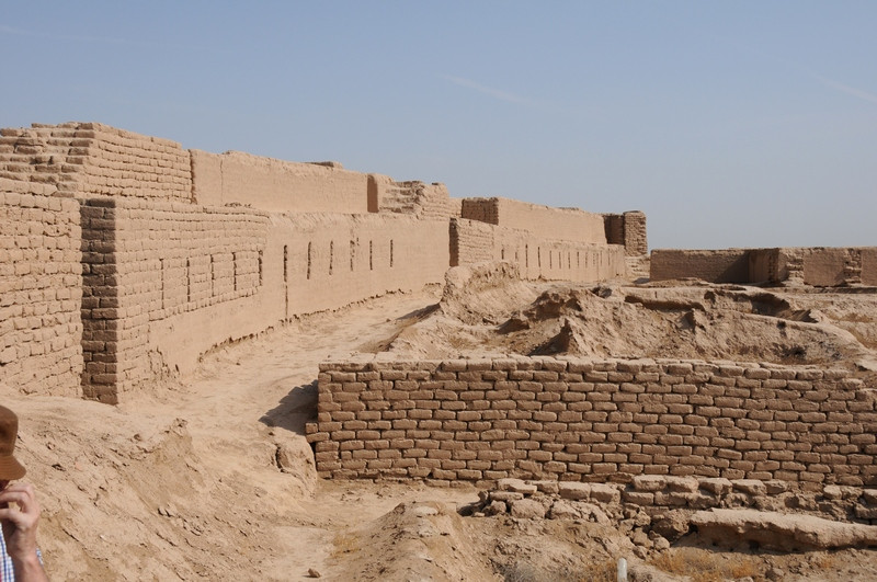Kampyr Tepe, Wall (reconstructed)