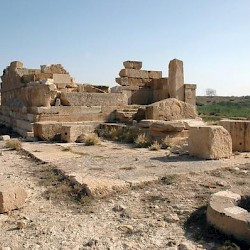 Lepcis Magna, Port, temple