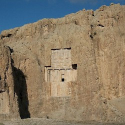 Naqš-e Rustam, Achaemenid Tomb IV