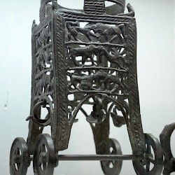Enkomi, Bronze standard