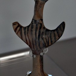 Isthmia, Mycenaean "Psi" statuette