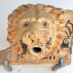 Isthmia, Archaic Temple of Poseidon, Decoration