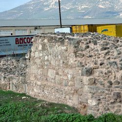 Isthmia, Hexamilion Wall