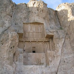 Naqš-e Rustam, Achaemenid Tomb II, General view