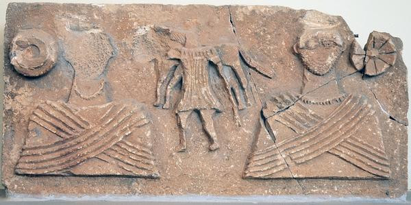 Ghirza, Mausoleum North F or G?, people
