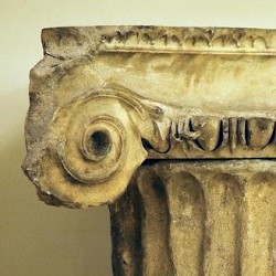 Halicarnassus, Mausoleum, Capital