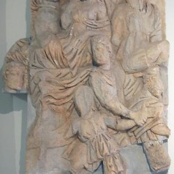 Lepcis, Arch of Septimius Severus, SE, frieze: POWs sold as slaves