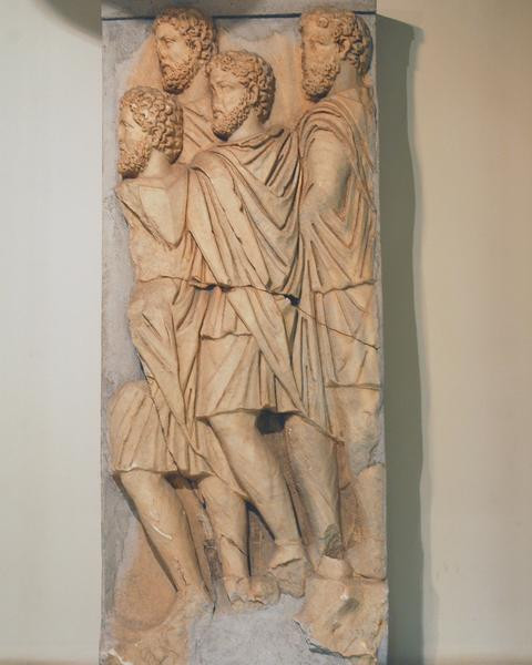 Lepcis, Arch of Septimius Severus, SW, frieze: citizens