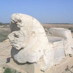 Susa, Apadana, Damaged capital
