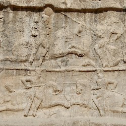 Naqš-e Rustam, 3d Relief of Bahram II, General view