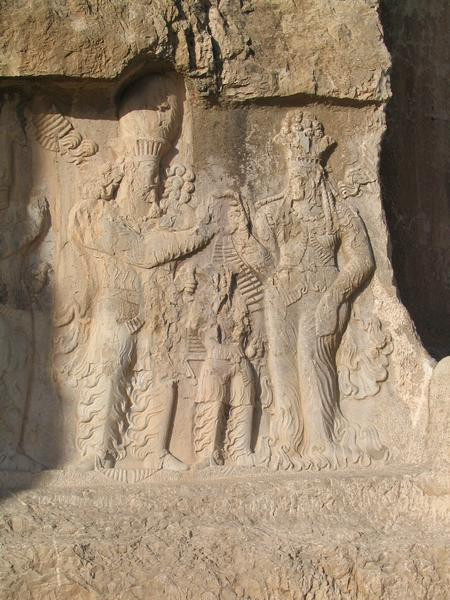 Naqš-e Rustam, Investiture relief of Narseh