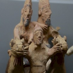 Ovgoris, Model of a chariot