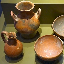 Nicosia, Red-polished Pottery (Early/Middle Bronze Age)