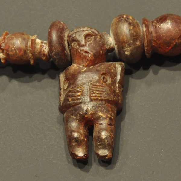 Vetulonia, Necropolis Poggio alla Guardia, Necklace, detail