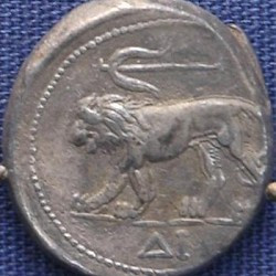 A lion and an anchor on a Babylonian coin of Seleucus
