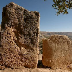 Arsameia, Unidentified Monument, back