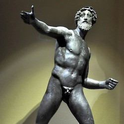 Statue of a Greek general