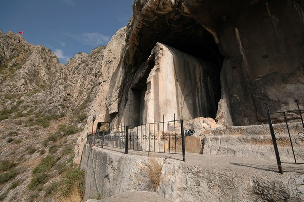 Amasia, Royal Tomb 3