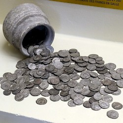 Reims, Treasure of Coins (CE 260)