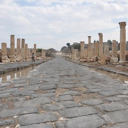 Gadara, Decumanus