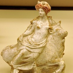 Thebes, Figurine of Europa