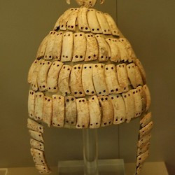 Mycene, Boar's tusk helmet