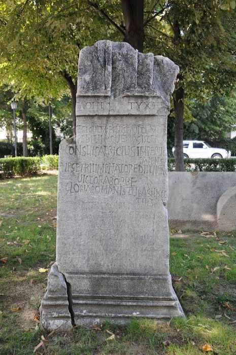 Plovdiv, Dedication to Basiliscus (EDCS-15000148)