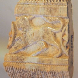 Issus (Kinet Höyük), Medieval comb