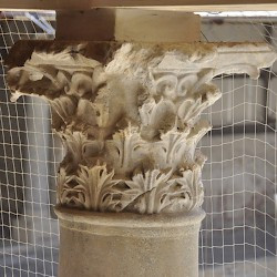 Piazza Armerina, Peristyle, Corinthian capital