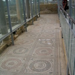 Piazza Armerina, Peristyle