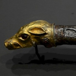 Nimrud, Handle of a fly whisk