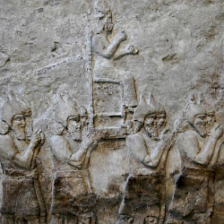 Nimrud, Relief of the statue of deported deity