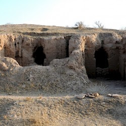 Kara Tepe, West, Caves