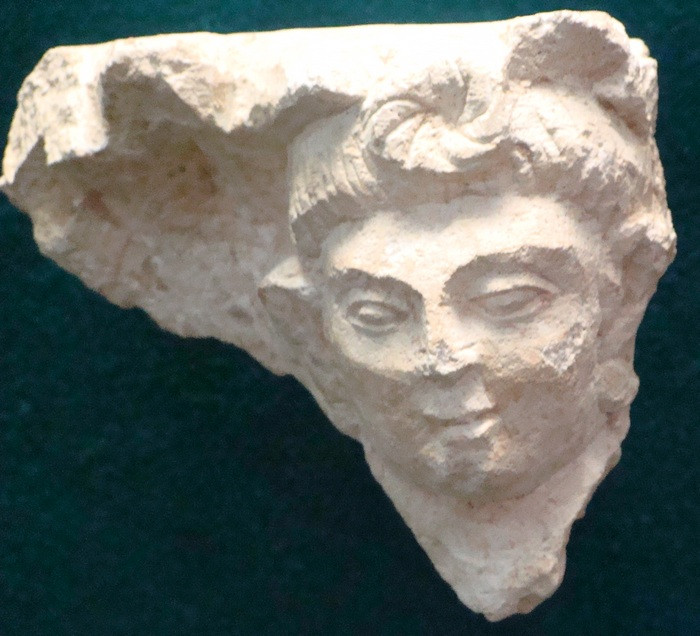 Kara Tepe, Relief