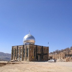 Deh Bar Aftab-e Bala, Imamzadeh of Shah Qasem