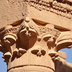 Resafa, Basilica A, Capital