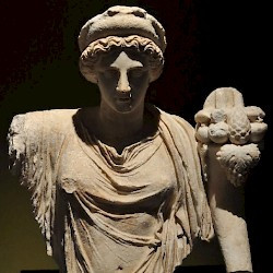 Sagalassus, Lower Agora, Nymphaeum, 2nd niche, goddess