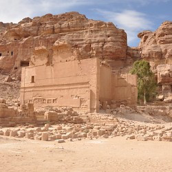 Petra, Inner City, Qasr al-Bint