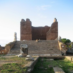 Ostia, Forum, Capitol