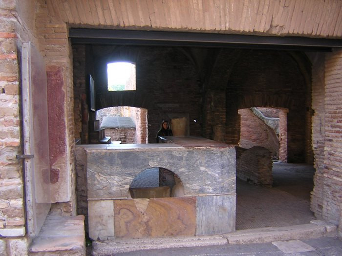 Ostia, Inn