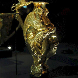 Panagyurishte Treasure, Rhyton with an amazon's head